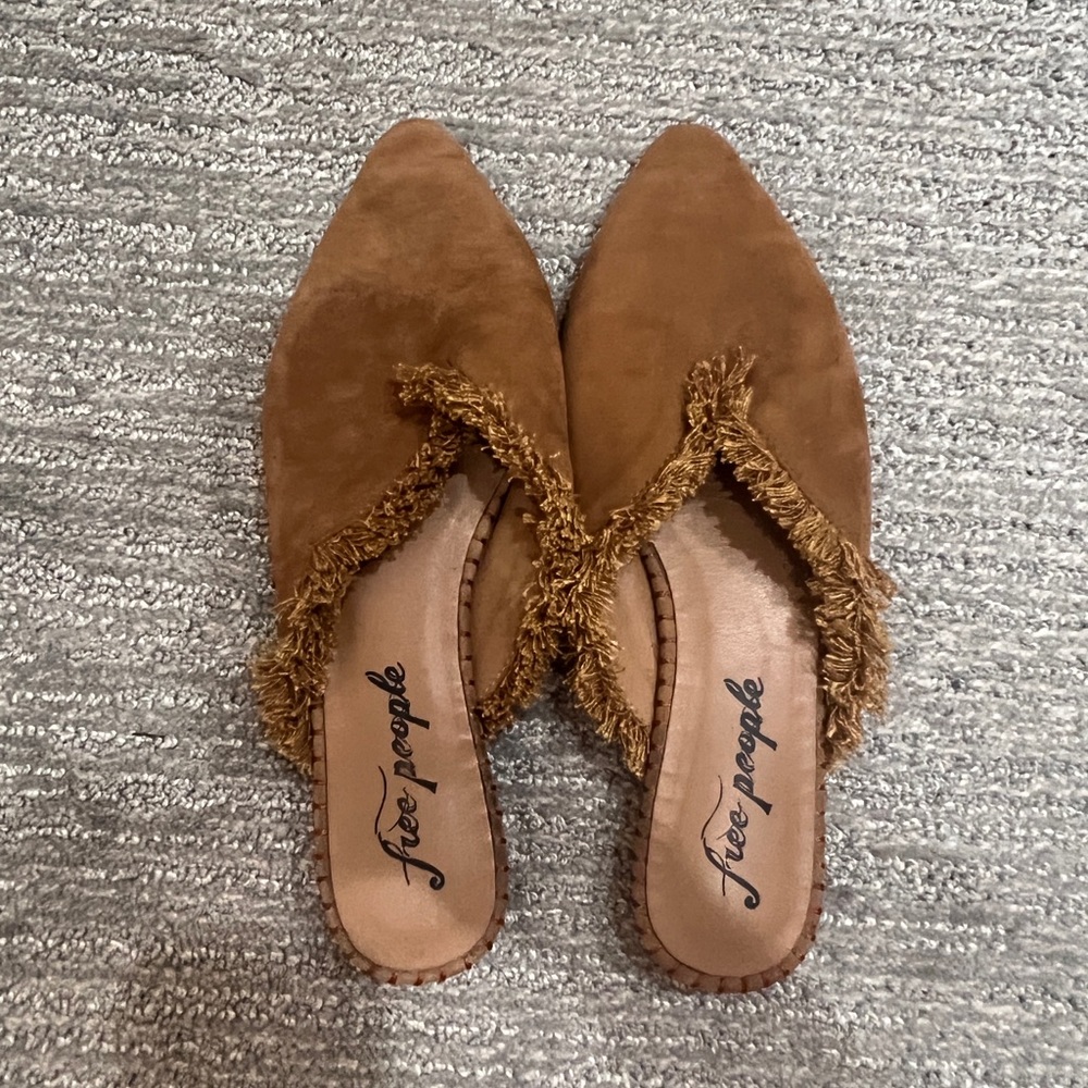 Free People Flats size 40